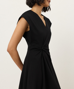 Produits Tendances Nouveautés Fabricant Vêtements de Mode Personnalisés Robe Modeste à Manches Courtes et Torsadée Robe Midi Décontractée Unie Printemps - Product Image 2
