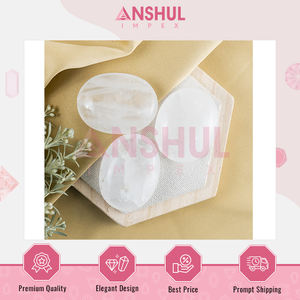 Anshul Impex ผู้จัดจำหน่ายจากอินเดีย หินควอตซ์ธรรมชาติรูปไข่ขนาด 2.5 นิ้ว ขัดเรียบ น้ำหนัก 1 กิโลกรัม สำหรับการบำบัด พลังงาน การทำสมาธิ - Product Image 3
