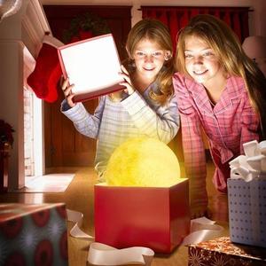 Lampe lune LED, veilleuse 16 couleurs avec support et télécommande, lumière lunaire créative pour la décoration de chambre et de bureau - Product Image 4
