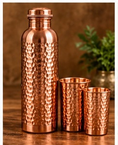 Elegante Juego de Botella de Agua de Cobre con 2 Tazas, Diseño Floral Rosa, Termo Metálico para Viaje - Product Image 4