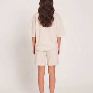 Conjunto de camiseta y pantalones cortos para mujer, 100% algodón de alta densidad (300GSM), estilo oversized, liso, de secado rápido, transpirable, estilo urbano, conjunto de 2 piezas. - Product Image 5