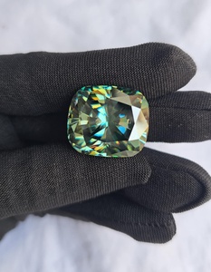 มอสซาไนต์ทรงสี่เหลี่ยมสีน้ำเงินขนาด 36.80 กะรัต แบบคุชชั่นคัท ทำด้วยมือ ความใสระดับ VVS สำหรับทำเครื่องประดับ - Product Image 6