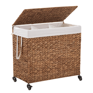 Moderno Cesto Portabiancheria da 160L a 3 Scomparti con Coperchio e Ruote, in Giacinto d'Acqua Naturale Intrecciato e Struttura in Metallo, per Uso Bagno - Product Image 1