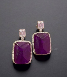 Atractivos Pendientes de Moda con Circonitas Cúbicas Plateadas en Plata de Ley de Primera Calidad para Mujer, Colección para Fiestas y Bodas - Product Image 2