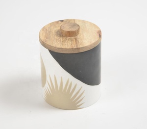 Bocal en bois émaillé fait main avec couvercle Fabricant de bocaux en bois de manguier Grossiste vente directe d'usine - Product Image 1