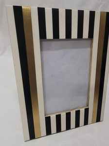 Marco de Fotos Decorativo de Lujo Hecho a Mano con Incrustaciones de Hueso, Impresión UV Personalizada, Ecológico, de 4x6 Pulgadas, para Hogar y Oficina - Product Image 3