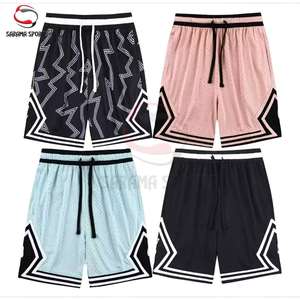 Shorts de basketball personnalisés style streetwear hip-hop, shorts de basketball en mesh personnalisés OEM, shorts de sport pour hommes, athlétiques - Product Image 3