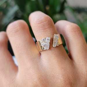 แหวนวงเปิดกว้าง 9 มม. ประดับเพชรแล็บโกรว์แบบคละทรง ตัวเรือนทองคำแท้ 18k เงินแท้ 925 ดีไซน์หรูหรา สั่งทำได้ ขายส่ง - Product Image 2