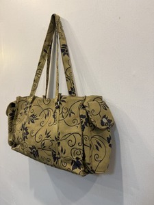 Floral Patterned <b>Tote</b> <b>Bag</b> Beige with Dark <b>Blue</b> Design Shoulder Strap Casual Style Snap Button Closure - Product Image 2