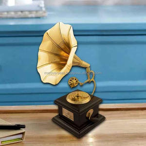 เครื่องฉายแผ่นเสียงทองเหลืองโบราณสำหรับบ้านและโรงแรมสำนักงานของตกแต่งของเก่าของขวัญไม่เหมือนใครขายส่ง - Product Image 3