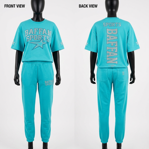 Conjunto Premium de Camiseta y Pantalones Deportivos de Felpa de Algodón de 240 GSM, Color Azul Turquesa, con Estampado Puff, Serigrafía y Logotipo Personalizado para Mujer - Product Image 1