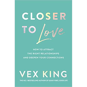 Plus proche du amour par l'auteur Vex King, impression de livre broché personnalisé à couverture souple - Product Image 3