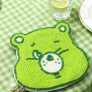 MD HANDICRAFTS Classic Beaded <b>Mini</b> Bag Embroidery Zipper Closure Green Bear Design Storage for Key Lipstick Unisex Polyester - Product Image 2