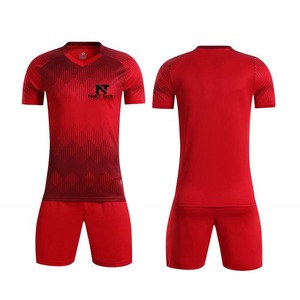 Vêtements de sport confortables pour hommes, uniforme de football 100% polyester, uniforme de football sur mesure pour hommes - Product Image 3