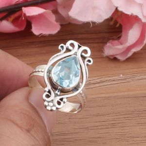 Bague d'anniversaire vintage en argent sterling 925 sertie de topaze bleue, style Art déco, filigrane, bande londonienne, style antique pour femmes - Product Image 2