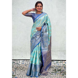 Sari en soie Kanjivaram bleue, tissu doux, Leheriya, tissage traditionnel Zari, vêtements indiens et pakistanais par Elite Weaves - Product Image 4