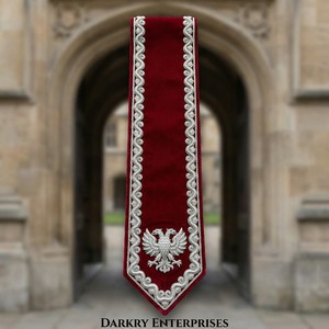 Écharpe en velours rouge brodée à la main avec fil de bullion pour les membres de la loge maçonnique, insignes personnalisés, écharpe bicolore avec croix dorée, pompons dorés - Product Image 5