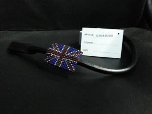 Elegante banda de cejas de cuero blanco y negro para caballos con cristales brillantes Producto de caballo Premium - Product Image 6