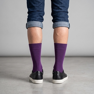 Chaussettes de sport fines violettes à logo intégré, séchage rapide, antidérapantes, tricotées pour le basketball, pour adultes, tenue de sport estivale - Product Image 4