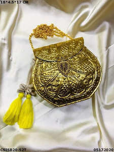 Pochette en laiton faite à la main Design unique pour robe de mariée et de soirée Style de mode par artisanat de luxe au prix de gros - Product Image 3