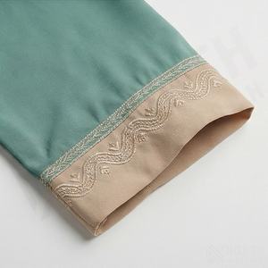 2025 OEM Kimono Abaya pour femmes musulmanes, en tissu polyester épais, doux et très extensible, col en V, manches longues, pour fêtes, Ramadan, mariages - Product Image 5