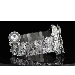 Montre de luxe de qualité supérieure sertie de diamants, idéale pour les cadeaux et les occasions spéciales, disponible à prix d'exportation depuis l'Inde. - Product Image 3