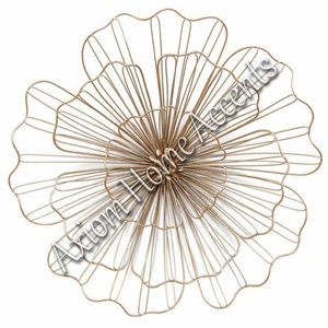 Panneau mural décoratif en métal aux motifs complexes, idéal pour le salon moderne ou l'entrée par Axiom Home Accents - Product Image 5