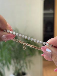 Bracelet tennis exclusif en diamants de laboratoire ronds, trois griffes, 6,30 ct, VVS VS EF, or massif 14 carats, bijou de luxe pour anniversaire, cadeau. - Product Image 3