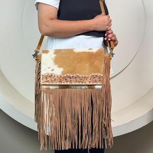 Dernière conception de luxe Rectangle en cuir de vachette véritable usiné à la main Design floral Vintage cartable bandoulière sacs à bandoulière pour les femmes - Product Image 4