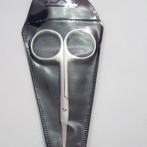 Tijeras para Cutículas de Grado Quirúrgico, Acero Inoxidable con Acabado Lijado, 3.5 Pulgadas, Hojas Afiladas, Punta Curva Fina, con Estuche - Product Image 2