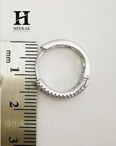 Pendientes de Diamantes Naturales de Primera Calidad – Elegante Diseño de Canal – Diamantes Certificados por GIA/IGI – Fabricación de Joyería Fina Personalizada - Product Image 5