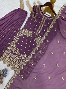 Ensemble Kurti en Faux Georgette à Broderies Lourdes avec Palazzo et Dupatta – Tenue de Soirée Prête-à-Porter Ethnique pour Femme - Product Image 4
