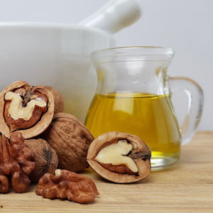 Wholesale Bulk 100% Pure Cold Pressed Walnut <b>Oil</b> OEM /ODM - Product Image 6