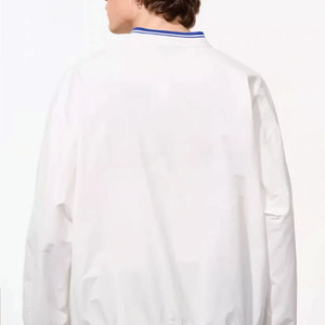 Maillot de football américain blanc col en V style streetwear, haut d'entraînement léger, logo personnalisé, vêtements de sport, service OEM, commandes en gros - Product Image 3