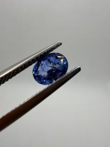 Zafiro Azul Real Natural AAA, Corte Ovalado, 1.22CT, 7x6x3.5mm, Gema Suelta Facetada, Ceylón, para Joyería Personalizada, Efecto de Color Terciopelo - Product Image 5