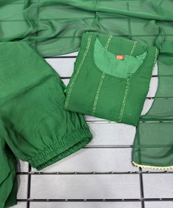 NUEVA COLECCIÓN: Conjunto de Top y Sharara con Lentejuelas y Dupatta, Ropa Festiva, Precio al por Mayor, Prenda Étnica, Tejido de Algodón Verde - Product Image 2