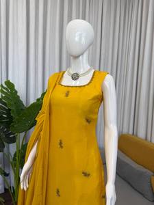 Yellow Reversible 3 Piece Sharara Suit Dupatta <b>Top</b> and Wide Leg Pants Pakistani Party Outfit for Women - Product Image 4