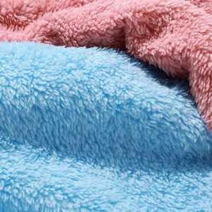 Vente en gros de sweats à capuche surdimensionnés en fourrure sherpa écologique à impression numérique noire pour hommes - Product Image 6