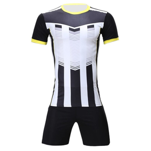ชุดเสื้อฟุตบอลทีมแบบกำหนดเอง พิมพ์ลายทั้งตัวด้วยเทคนิค Sublimation ผ้าโพลีเอสเตอร์ 100% ระบายอากาศได้ดี แขนสั้น สีและโลโก้แบบกำหนดเองได้ คุณภาพสูง - Product Image 2