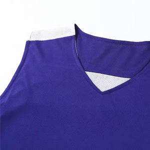 Uniforme de basket-ball imprimé de haute qualité pour hommes, taille plus, respirant, 100% polyester, fabriqué au Pakistan - Product Image 2