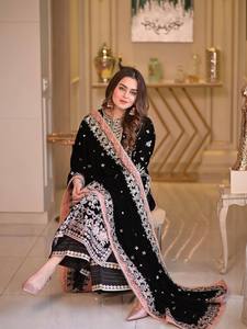 Salwar Kameez Pakistaní Negro de Lujo con Bordado y Dupatta – Traje Étnico de Diseñador para Mujer, Ideal para Bodas y Fiestas - Product Image 4