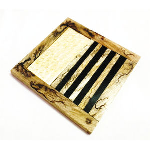 Sous-verres en résine pour brûlage de bois en gros |   Sous-verre carré antidérapant et résistant à la chaleur |   Accessoires de bar modernes et rustiques pour le bureau et la maison - Product Image 1