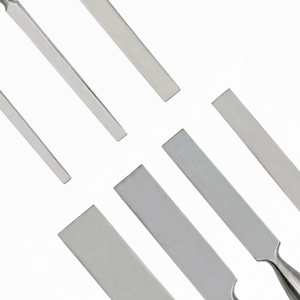 Juego de cinceles ortopédicos Smith Peterson de 8 pulgadas con hojas de acero de 0.64 pulgadas y tubo de succión de Blush Surgical - Product Image 6