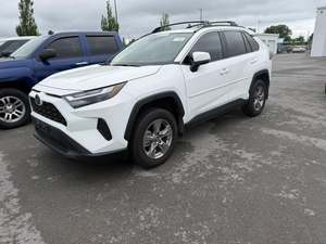 Toyota RAV4 XLE d'occasion 2025 - Product Image 5