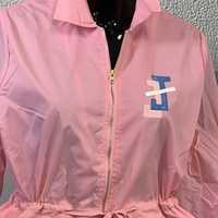 Blouson Bomber en Satin Brodé Rose pour Femme Jack and Jill avec Boutons Corne, Style Décontracté et Ourlet Volanté, Vêtement d'Extérieur Tendance