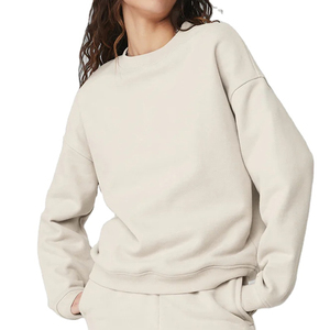 Sweat-shirt décontracté à col rond pour femme, léger, surdimensionné, pull décontracté esthétique pour superposer et se détendre - Product Image 1
