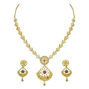 เครื่องประดับทองเหลืองแฟชั่นขายส่ง ชุบทอง 14K 18K 24K ไมครอน ประดับเพชรและพลอยทับทิม สร้อยคอสั้น ดีไซน์แบบดั้งเดิม ชุดสร้อยคอ - Product Image 4
