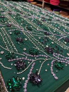 ผ้าลูกไม้ปักลายประณีตทำมือด้วยลูกปัด สำหรับชุดเจ้าสาวหรูหรา ชุดราตรี ชุดพรอม และแฟชั่นดีไซเนอร์ - Product Image 3