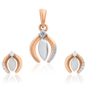 <b>Solid</b> 18K <b>Gold</b> Marquise Cut CZ Diamond Charm <b>Pendant</b> for Women Luxury Party Wear Regular Size SGL Certified Elegant Gift - Product Image 1