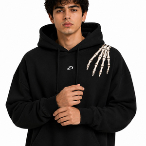 Sudadera con capucha para hombre, diseño de mano de esqueleto personalizada, negra, de algodón grueso y forro polar, estilo oversize gótico, streetwear, marca privada - Product Image 3